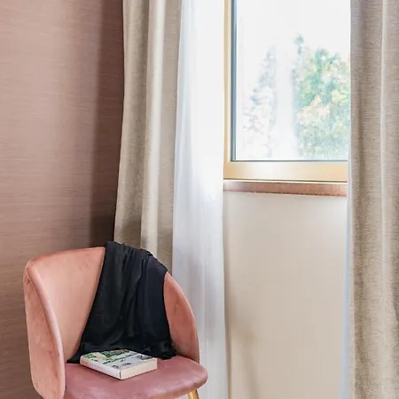 Western Des Barolles - Lyon Sud Hotel