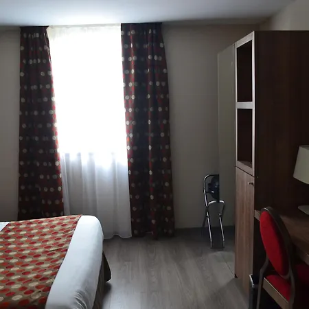 Western Des Barolles - Lyon Sud Hotel
