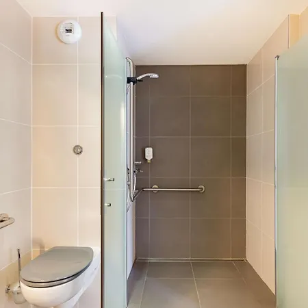 Western Des Barolles - Lyon Sud Hotel
