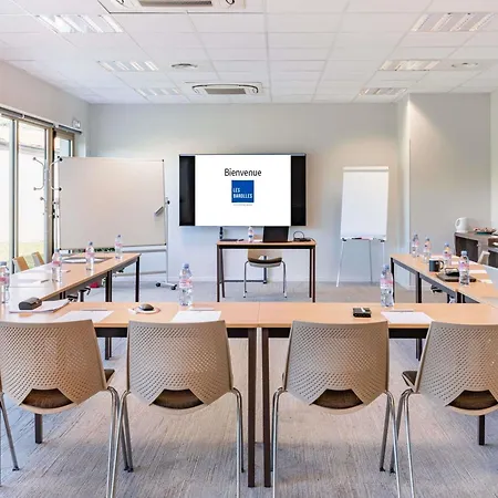 Ibis Styles Lyon Sud Szálloda