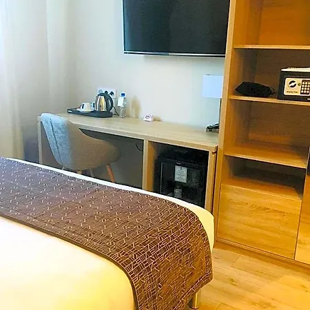 Ibis Styles Lyon Sud 3*