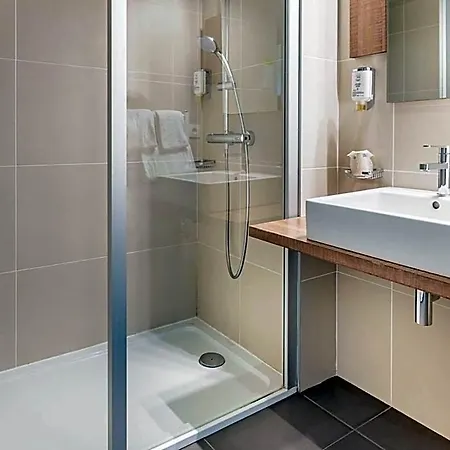 Ibis Styles Lyon Sud 호텔 브리녜